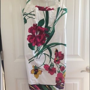 Tahari floral sleeveless sheath dress